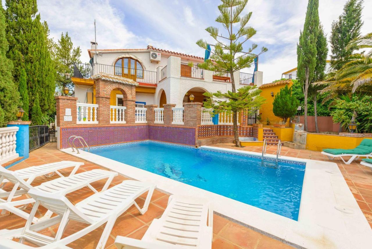Casa Jardín del Olivar con Piscina privada Alcaucín Exterior foto